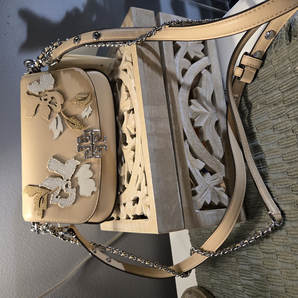 Elegant Beige Floral Embroidered Bag